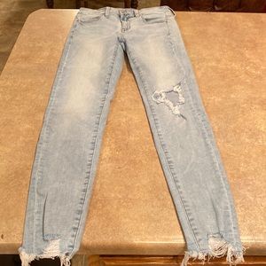 Womens American Eagle jeggings size 0 inseam measures about 27.5”